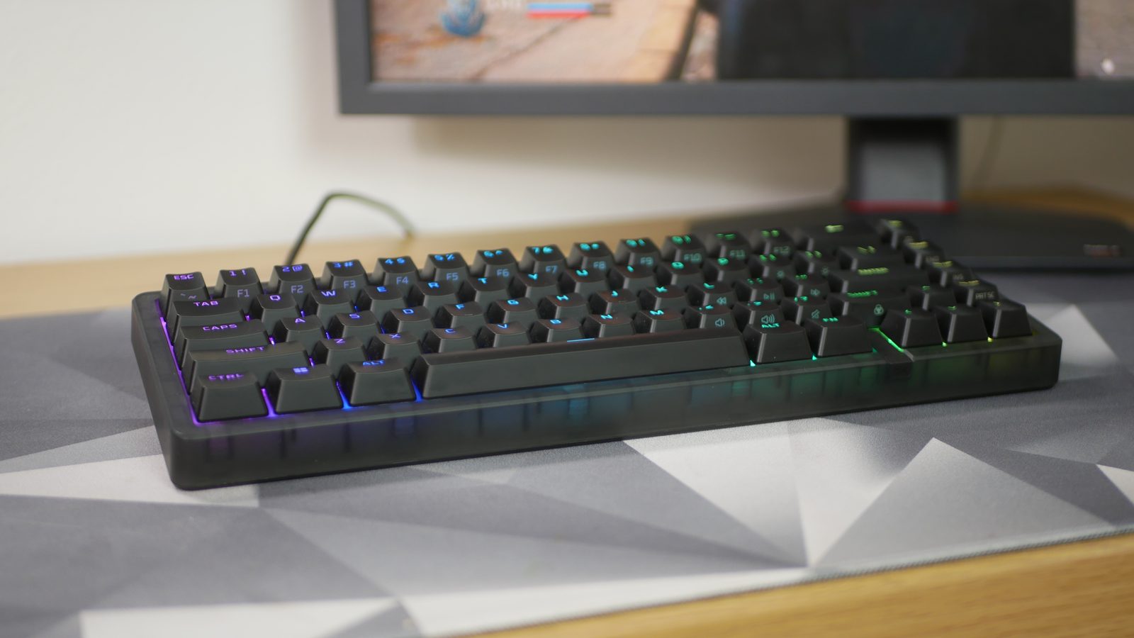 Klávesnice HyperX Origins 2 65 láká na nízkou odezvu a přizpůsobitelnost