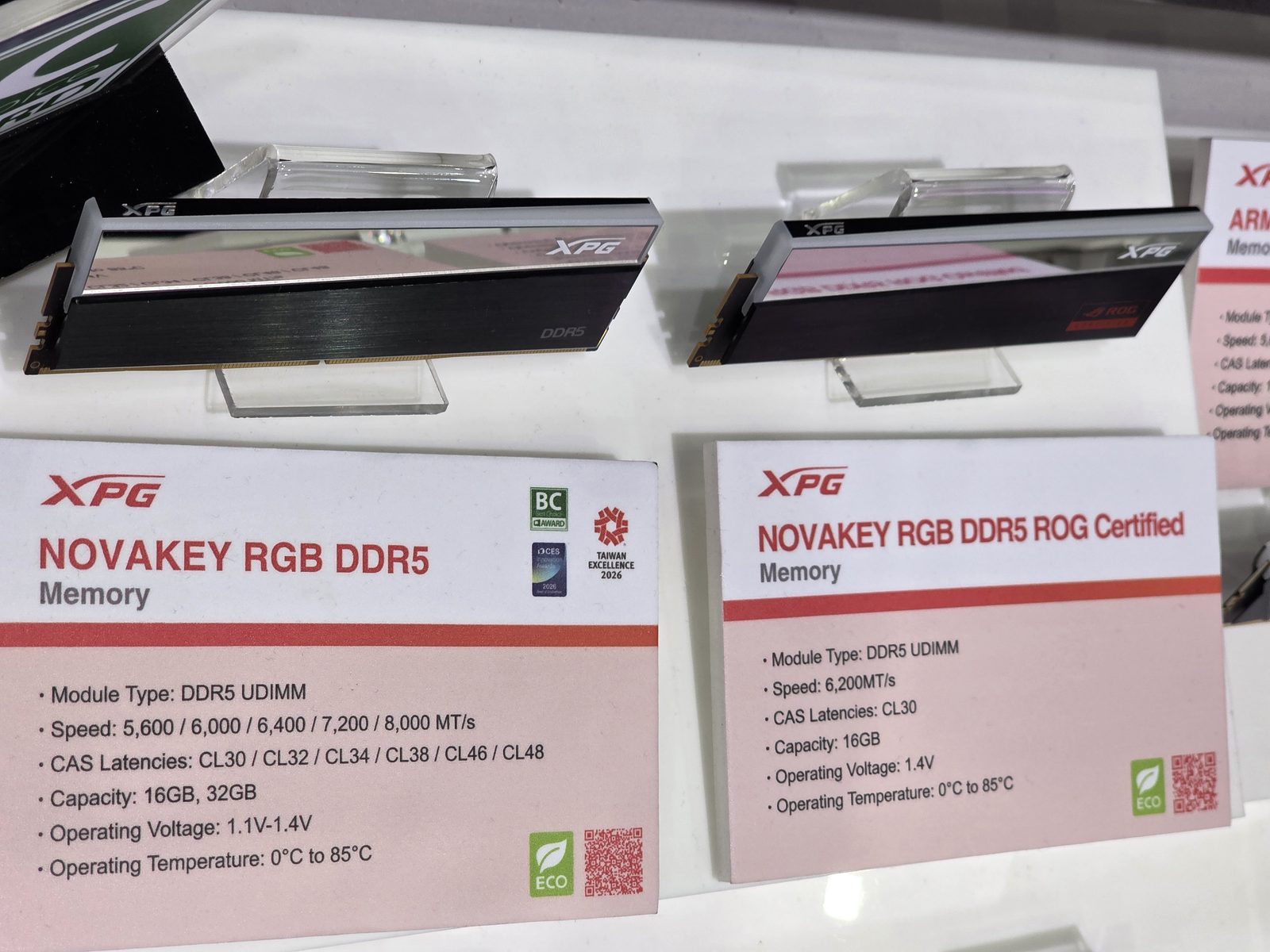 ADATA na Computexu předvedla externí SSD s NFC odemykáním a RAM s nekonečným zrcadlem